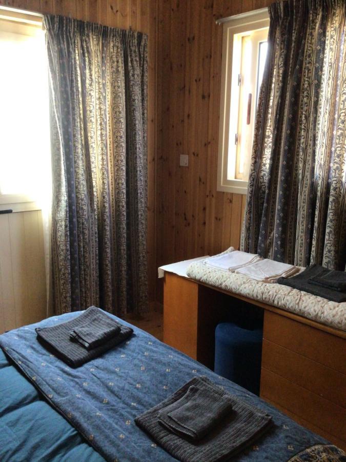 Pervolaris Cottages 1 Goudhi Eksteriør billede