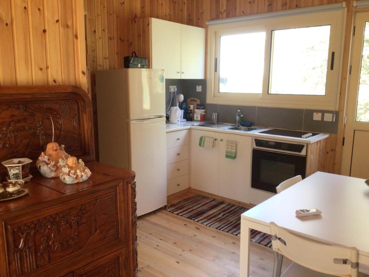 Pervolaris Cottages 1 Goudhi Eksteriør billede